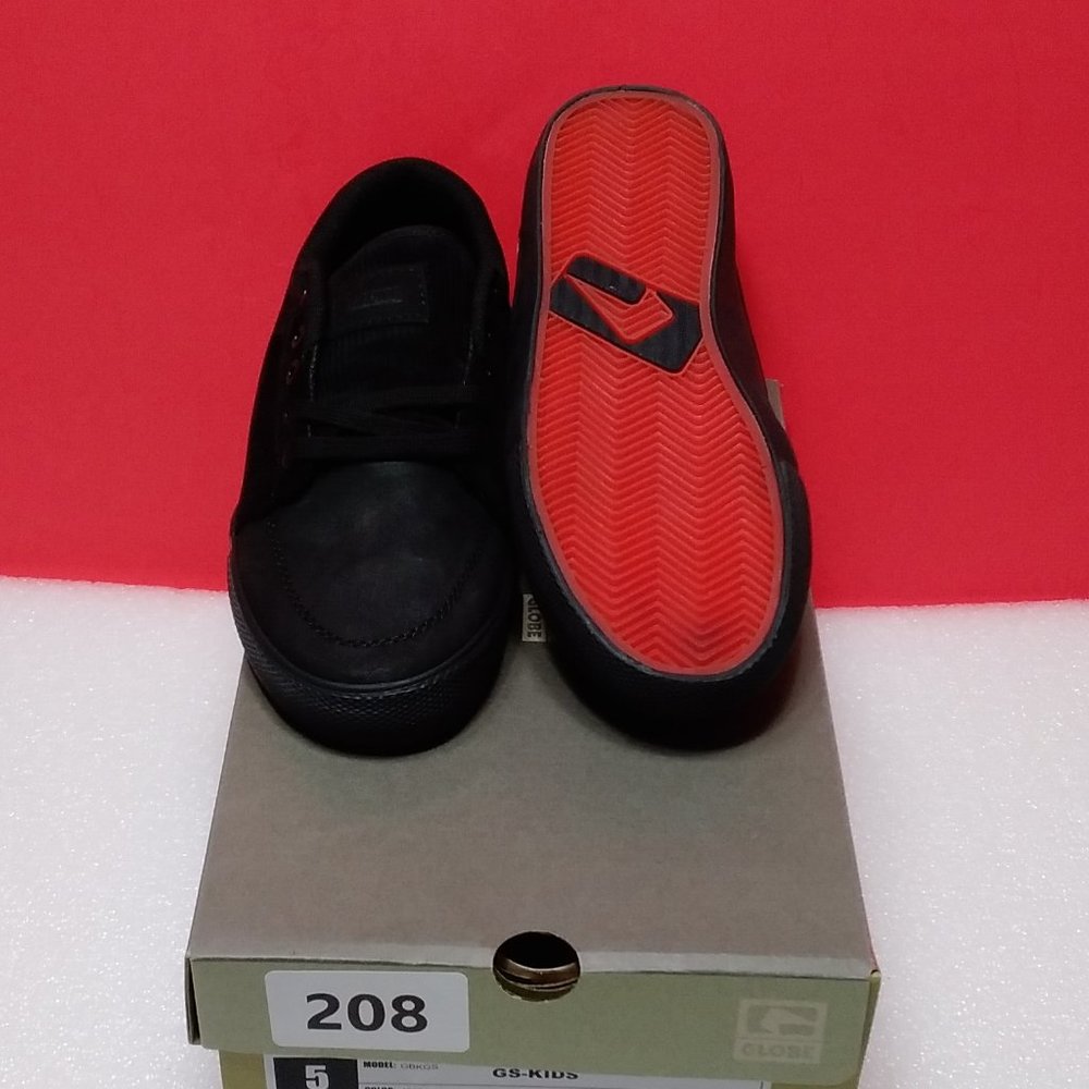 GLOBE GS KIDS SHOES SIZE-5